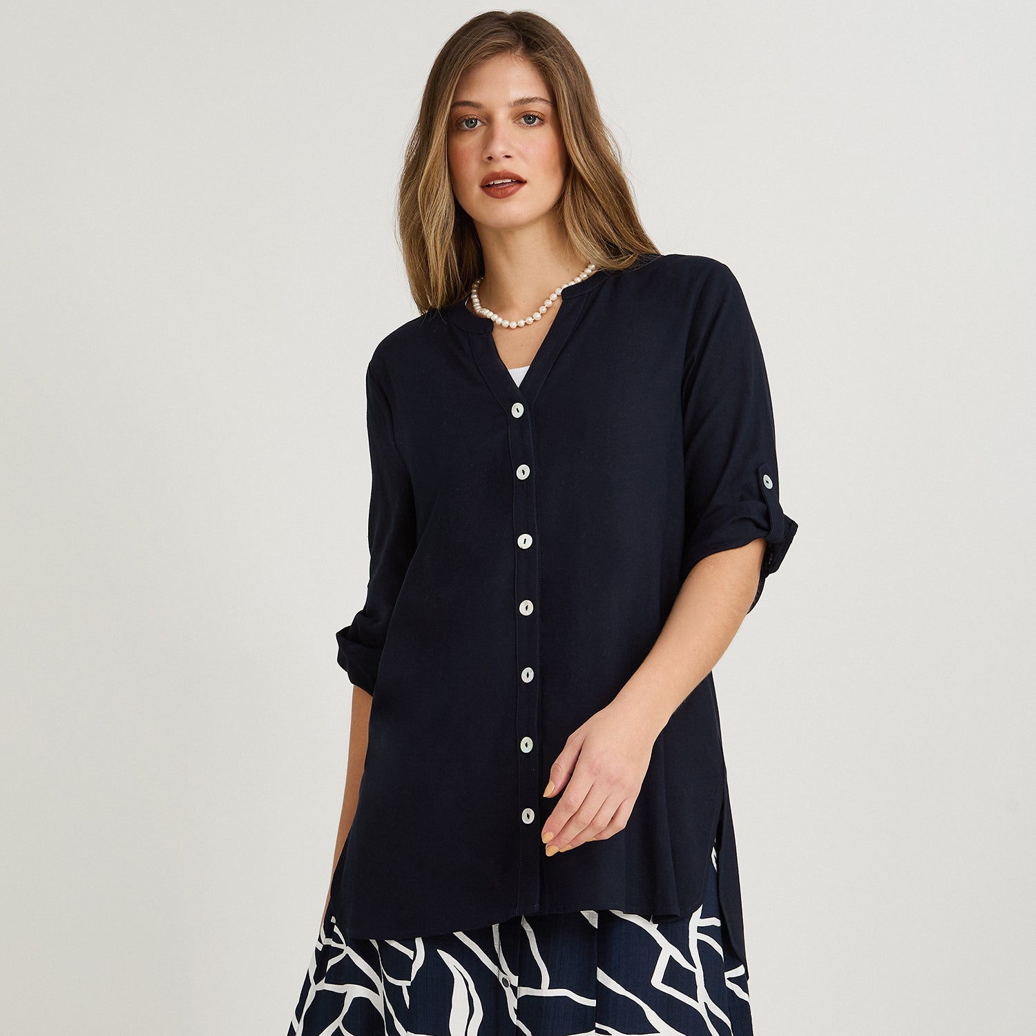 Blusa Azul Manga 3/4 No Elasticado Sin Forro Calce Holgado